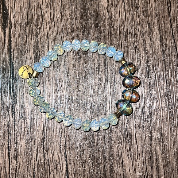 7 Ermish Bracelets - Picture 5 of 8